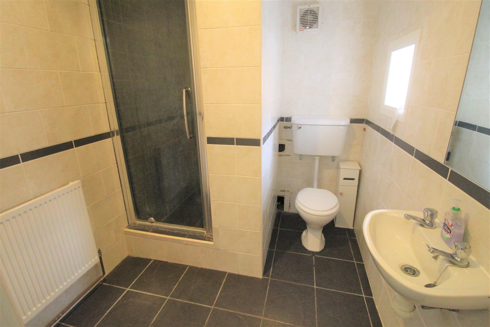 Ruxley Road, Bucknall, Stoke-On-Trent